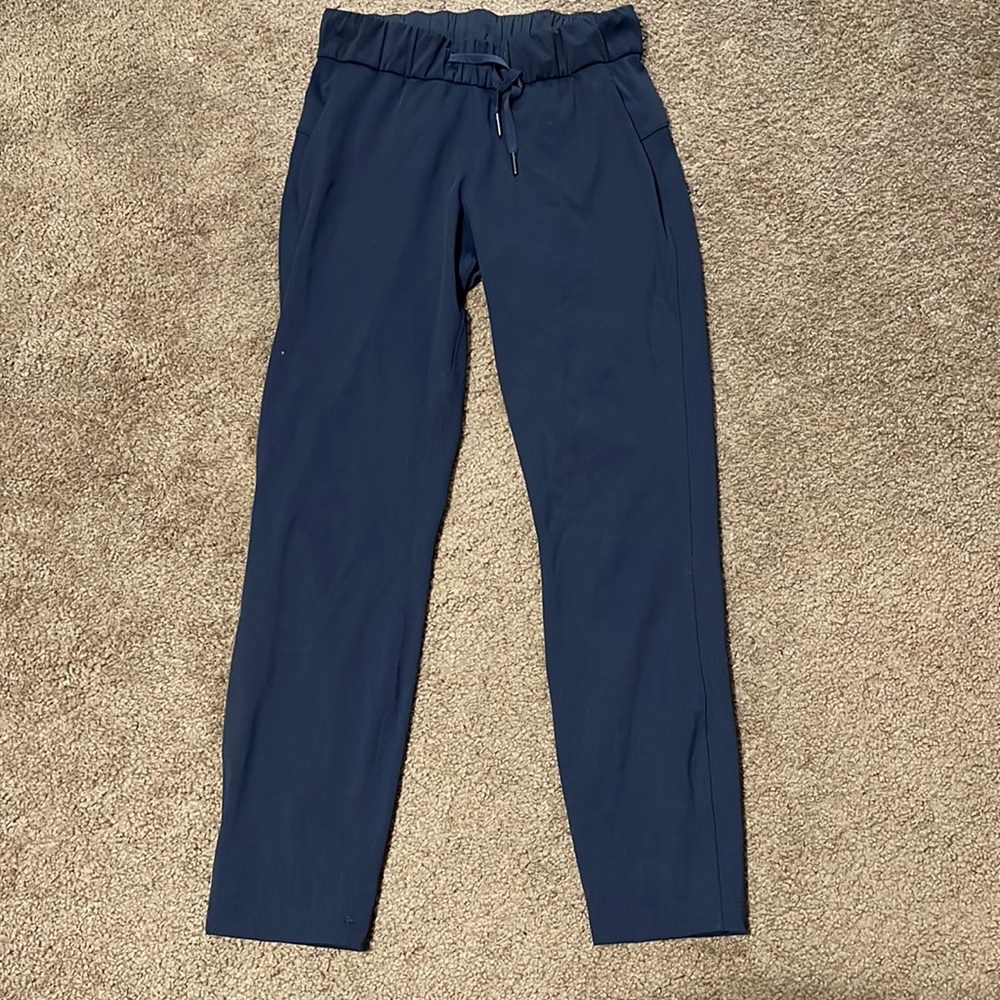Lululemon size 2 pant